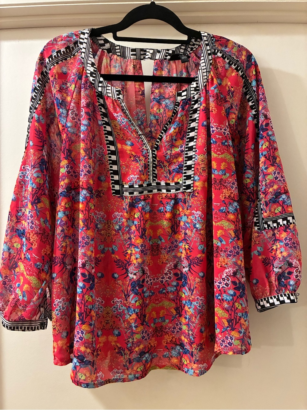 Nicole Miller Bright Hot Pink/Red Floral Tunic with Black & White Trim